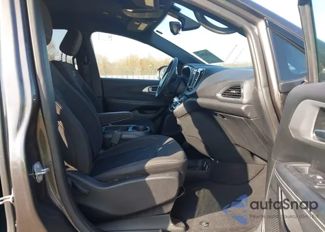 2018 Chrysler Pacifica Touring Plus из США, поврежденный, VIN 2C4RC1FG1JR204449